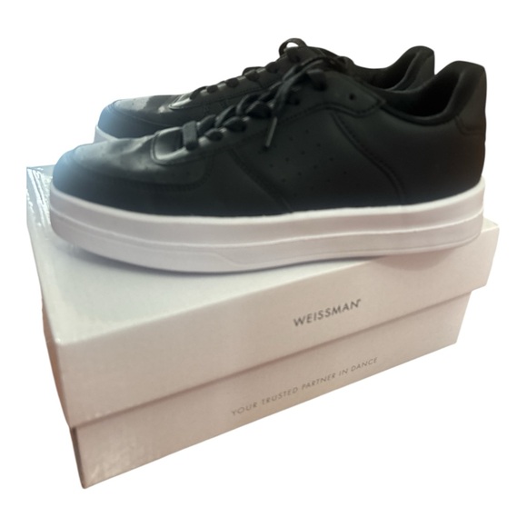 Weissman Low Top Dance Sneaker Size Women’s 7 - Picture 4 of 10